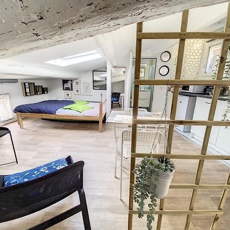 Petit St Louis Studio Mansarde Atypique Climatise Sete Bagian luar foto